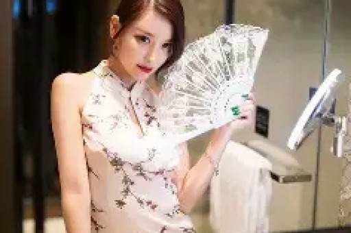 女星自曝娱乐圈黑幕：陪玩陪睡只是皮毛50多岁也不放过