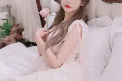 千万粉丝网红白冰偷税被查 抖音客服：是否封禁以通知为准