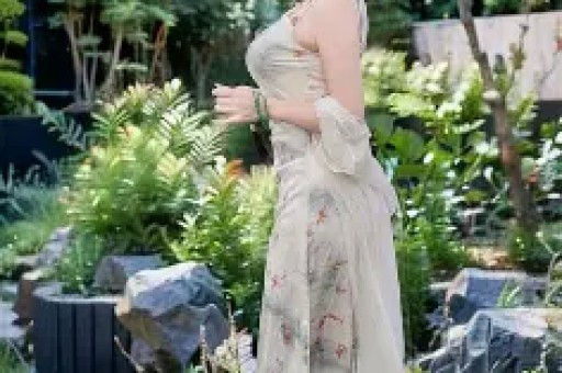 百万网红一条广告提成 500 元掀桌子不干了！