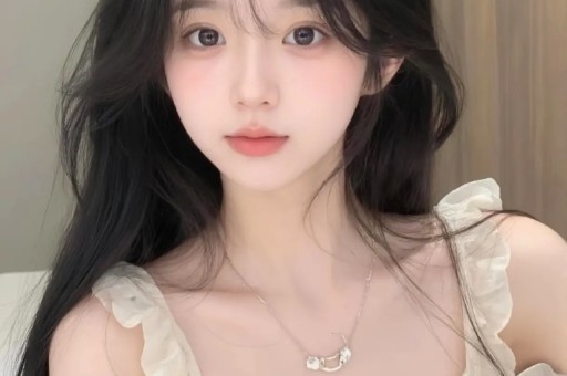 网红博主竟教“斑马线拍片”技巧？广东两女孩模仿被交警批评
